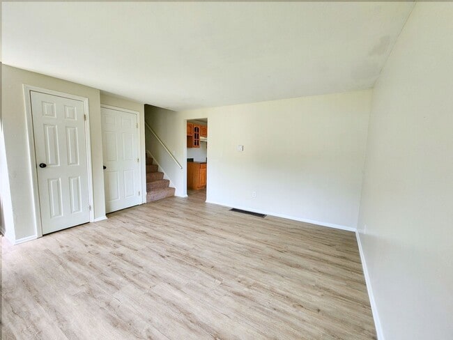 4844 Harbor Blvd in Columbus, OH - Building Photo - Building Photo