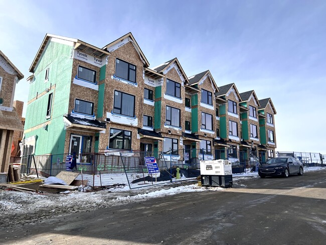 85 Sage Hill Hts NW in Calgary, AB - Building Photo - Building Photo