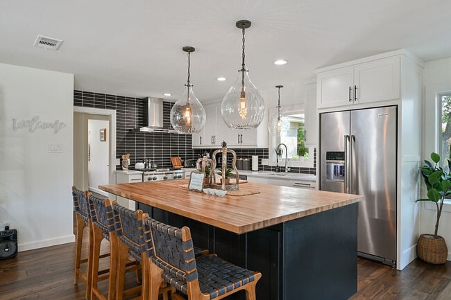 8495 Turkey Creek Rd