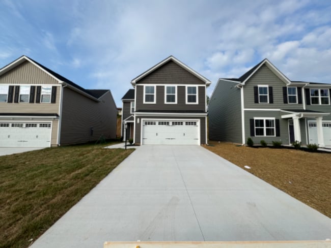 117 Grv Hl Ter in Lynchburg, VA - Building Photo - Building Photo