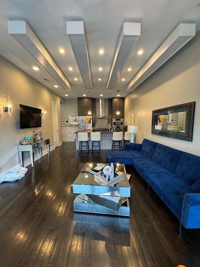 1722 W Belmont Ave in Chicago, IL - Building Photo - Building Photo