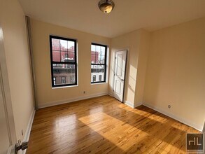 West 11th Street in New York, NY - Building Photo - Building Photo