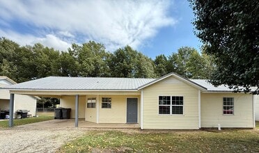 203 N 18th Ave in Paragould, AR - Building Photo - Building Photo