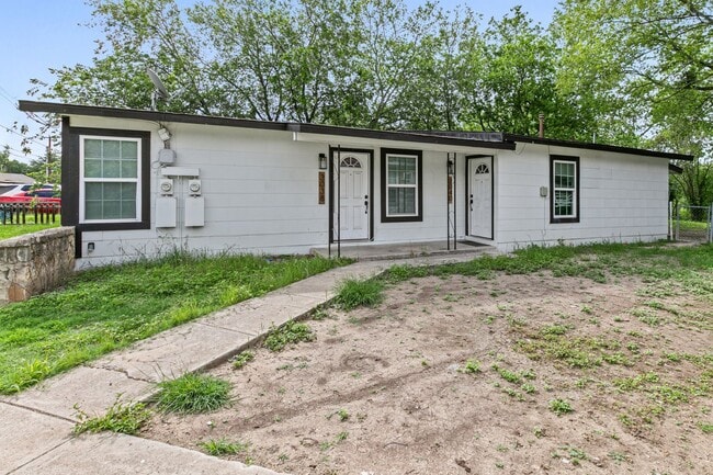 3038 Weir Ave