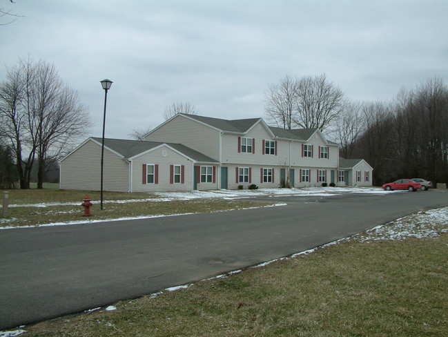 Clermont Villa Apartments in Owensville, OH - Building Photo - Building Photo