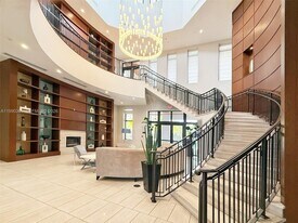 8055 NW 104th Ave in Doral, FL - Building Photo