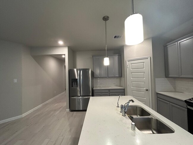 property at 1130 Muscadine Hollow Ln
