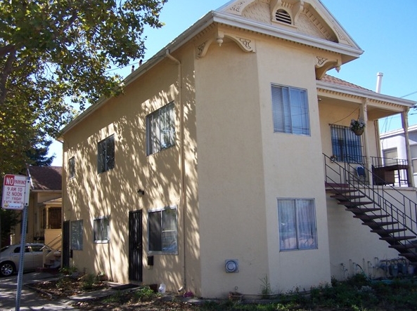 2200 7th St in Berkeley, CA - Foto de edificio - Building Photo