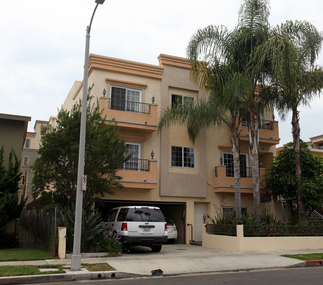 Brockton Townhomes in Los Angeles, CA - Building Photo - Building Photo