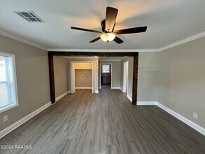 750 St Thomas St in Lafayette, LA - Building Photo - Building Photo