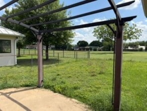 435 St Andrews St in Meadowlakes, TX - Building Photo - Building Photo