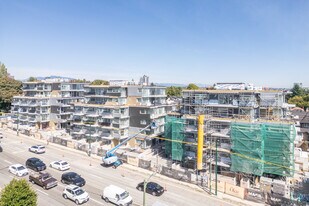 Oku in Vancouver, BC - Building Photo