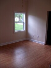 5239 11th St-Unit -5239 11th in Zephyrhills, FL - Building Photo - Building Photo