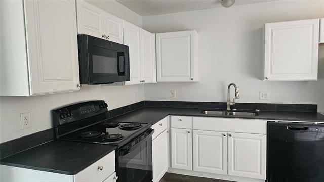 905 W 7th St in Bonham, TX - Building Photo - Building Photo
