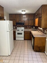 8431 Moultrie Dr in Jonesboro, GA - Building Photo - Building Photo