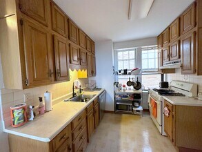 1775 Massachusetts Ave, Unit 8 in Cambridge, MA - Building Photo - Building Photo