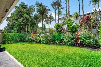 8068 Lemon Serpentine Ln in Delray Beach, FL - Building Photo - Building Photo