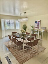2255 E Chevy Chase Dr in Glendale, CA - Building Photo - Building Photo