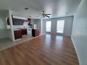 4542 Otterbury Dr in Houston, TX - Building Photo - Building Photo