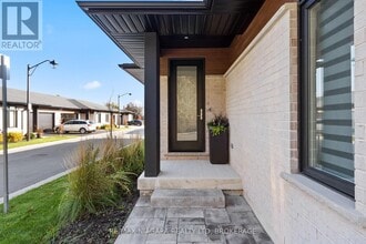 300 Richmond St in Thorold, ON - Building Photo - Building Photo