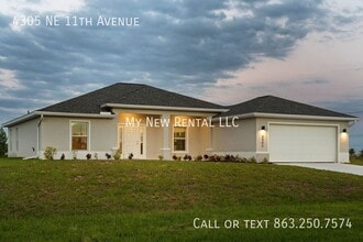 4305 NE 11th Ave in Cape Coral, FL - Building Photo - Building Photo