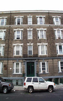 1049 Kelly St Apartments