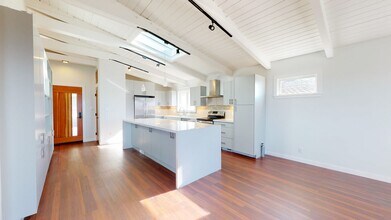 164 Highland Blvd in Kensington, CA - Building Photo - Building Photo