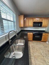 221 Stirling Bridge Dr in Warner Robins, GA - Building Photo - Building Photo