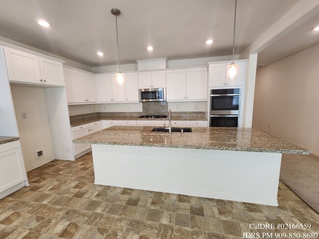 4833 S Jordan Ave in Ontario, CA - Building Photo - Building Photo