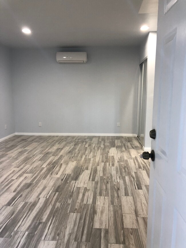 4831 Alcove Ave, Unit 1 in Valley Village, CA - Building Photo - Building Photo