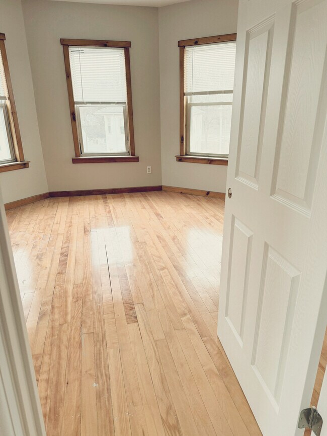 5 Massasoit Rd, Unit 3