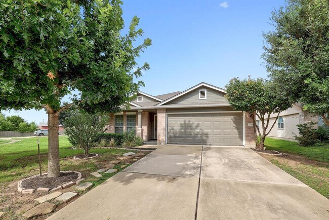 2728 Breezy Point Cove