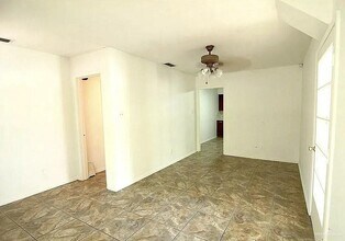 2709 Fir Ave in McAllen, TX - Building Photo - Building Photo