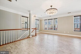 7141 Huntley Creek Pl in Alexandria, VA - Building Photo - Building Photo