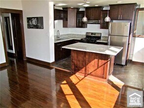 360 W Ocean Blvd, Unit 803 in Long Beach, CA - Foto de edificio - Building Photo
