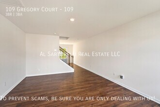 109 Gregory Ct in Weaverville, NC - Building Photo - Building Photo