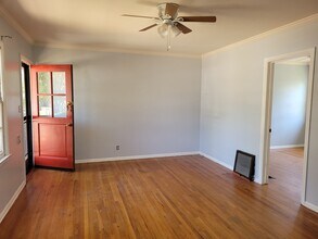 902 Patterson Ave, Unit 902 Patterson Avenue in Glendale, CA - Foto de edificio - Building Photo