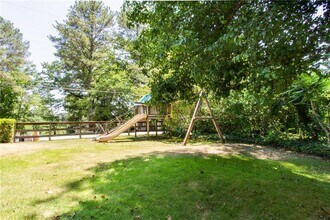1752 Beacon Hill Blvd NE in Atlanta, GA - Building Photo - Building Photo