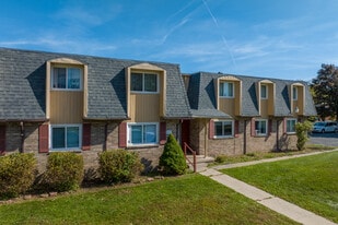 Brookhill Apartments in Toledo, OH - Building Photo