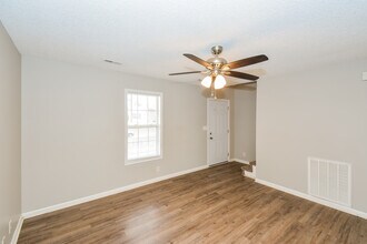307 Congressman Dr in Clarksville, TN - Building Photo - Building Photo
