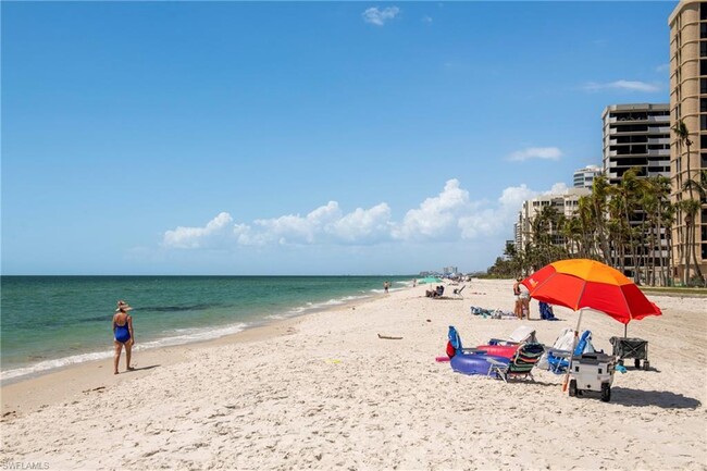 3951 Gulf Shore Blvd N-Unit -1005 in Naples, FL - Building Photo - Building Photo