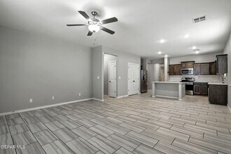 3964 Desert Nomad Dr in El Paso, TX - Building Photo - Building Photo