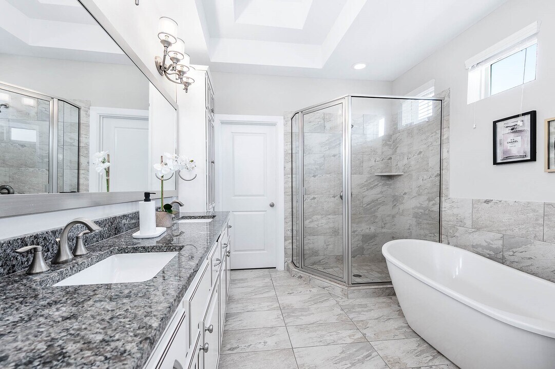 11027 Acorn Falls Dr in Houston, TX - Building Photo