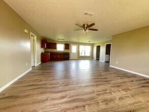 672 Privet Dr in Dandridge, TN - Building Photo - Building Photo