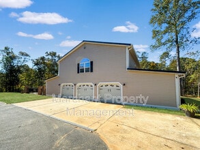 317 Hunter Rd in Fountain Inn, SC - Building Photo - Building Photo
