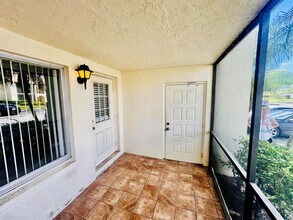 4759 Sable Pine Cir, Unit A1 in West Palm Beach, FL - Foto de edificio - Building Photo