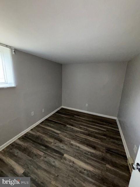 27 E Main St in Windsor, PA - Building Photo - Building Photo