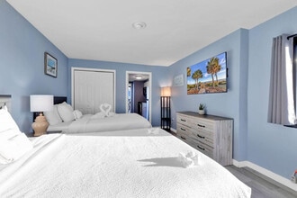 2406 N Ocean Blvd in Myrtle Beach, SC - Building Photo - Building Photo