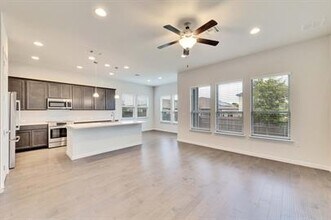 9937 Comely Bnd in Manor, TX - Building Photo - Building Photo