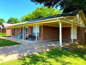 14 Sharon Cir in Greenbrier, AR - Building Photo - Building Photo